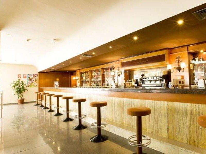 Monarque Park Hotell